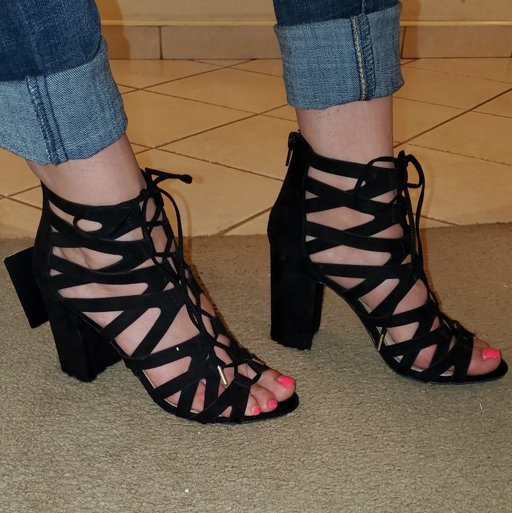 Black Lace Up Heels Forever 21 Size 7.5 NWT